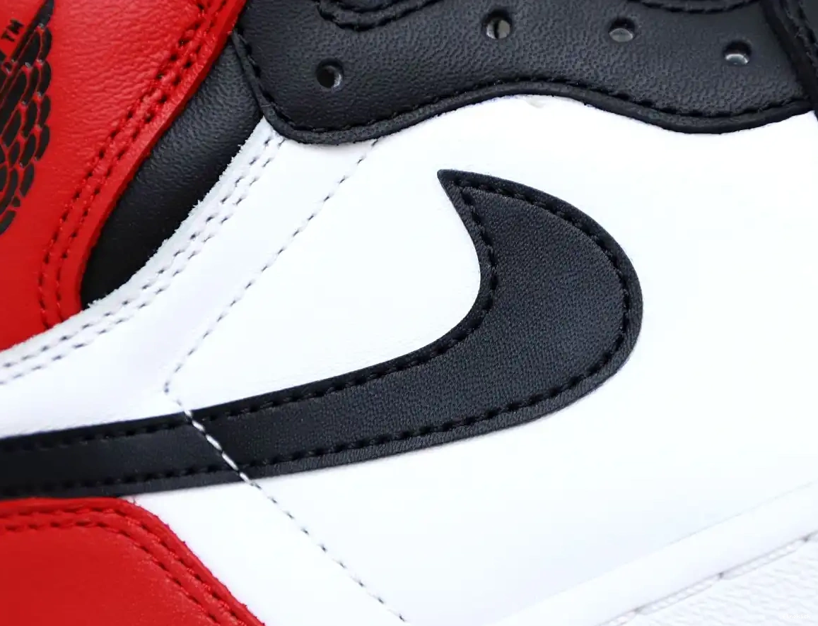 Air Toe Retro (2016) Jordan 1 Black 0402